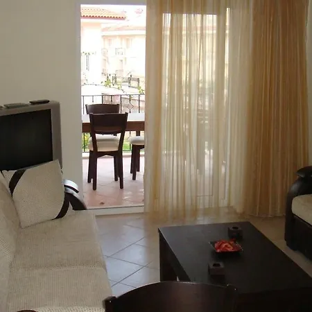 Town House Lissa Garden 12 Daire Fethiye